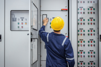 Matheus Vinicius Voigt analisa as principais tendências tecnológicas que estão revolucionando as grandes obras de engenharia elétrica.