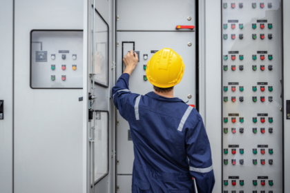 Matheus Vinicius Voigt analisa as principais tendências tecnológicas que estão revolucionando as grandes obras de engenharia elétrica.