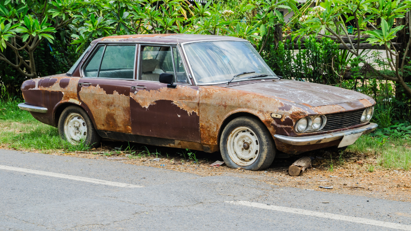 Descubra com Diego Borges como carros abandonados ganham vida e valor como tesouros históricos no universo Barn find.